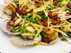 油泼扇贝-富临港·蒸汽海鲜·手抓海鲜·炒菜(栈桥店)