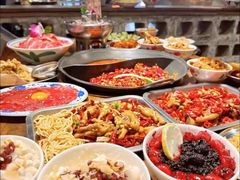 -萍姐火锅·公路夜市(武汉首店)