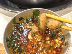 -肖肖酸萝卜鱼火锅(总店)