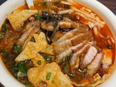 -丽丽三鲜螺蛳粉(田林路店)