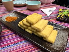 -香巴拉云南餐厅(华莱坞店)