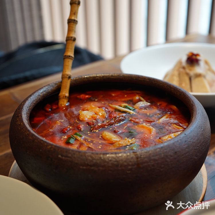 魔都美食🔸荷风细雨 八佰伴商圈的本帮菜餐厅