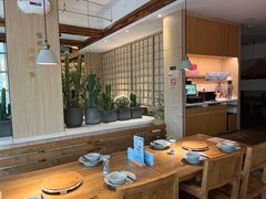 -蜜桃餐厅·伴山(湖滨商业街店)