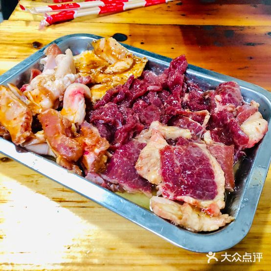 夜猫自助炭烧烤肉店