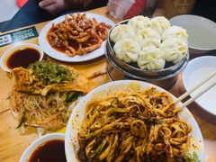 -王菊美食街·王菊面馆(总店)