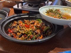 -老滇山寨•云南特色菜•地方菜•民族风情歌舞表演(金碧店)