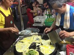 -六合夜市