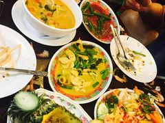 -两兄弟Song Pee Nong(2号店)