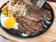 铁板沙朗牛排-张妈台式锅烧(深大店)
