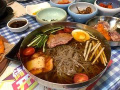 -益百岁牛尾汤(香山路店)