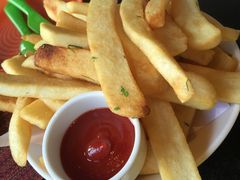 -WOLFGANG PUCK KITCHEN & BAR(迪士尼小镇店)