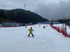 -大别山南武当滑雪场
