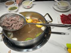 -犇鼎牛潮汕牛肉火锅(新辰里学清路店)