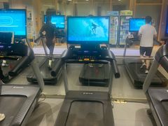 -超鹿运动(大唐世家店)