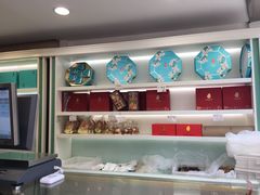 -上海哈尔滨食品厂(淮海中路店)