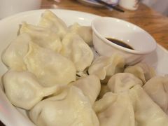 酸菜猪肉饺子-關東雪东北菜(中庚漫游城店)