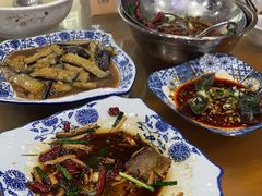 -记忆湘菜馆(芙蓉镇店)