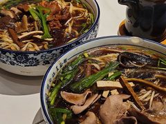 -镇南锅盖面馆(解放路店)