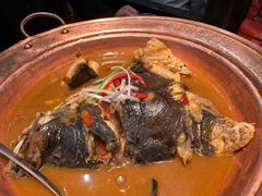 红烧鱼头拌饭-深巷家味馆.湖北头牌红烧鱼头拌饭(黄陂店)