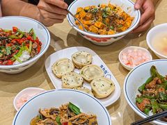 -李与白包子铺(桐梓林店)