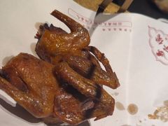 -鸽子侯·家宴·平价海鲜(市图书馆店)