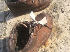 -多瑙河畔鞋履雕塑