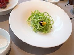 炝拌鲍芹-金海华·悦食东方(苏州中心商场店)