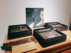 -目艮眼镜SHOWROOM(品牌集合店)