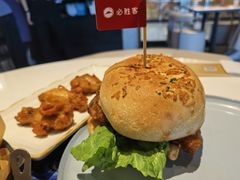 -必胜客(周浦万达店)