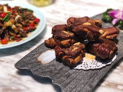 烤猪蹄-云梦庭·剁椒鱼头(银泰中心in99店)