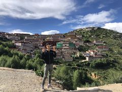 门面打卡拍照-甘丹寺