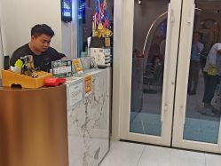-LJOY丽锦造型·烫发染发