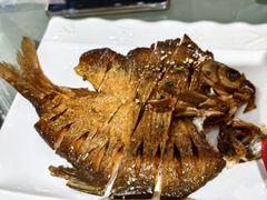 -梓檚中餐厅湖北菜小龙虾武昌鱼排骨藕汤(黄鹤楼店)
