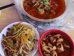 -十一街苍蝇馆子转经消江湖菜(九眼桥十一街店)