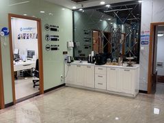 -茂菊口腔连锁(浦东南路店)