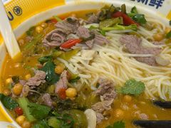 -粉小主·贵州酸汤牛肉粉(南京仙林金鹰店)