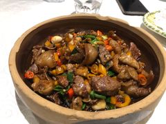 一顿乱炒-辣婆婆(航天桥店)