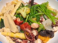 -万记麻辣烫国展总店