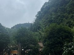 -高荡千年布依古寨旅游景区