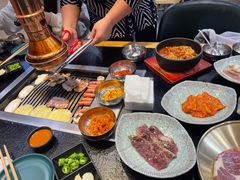 -臻牛烤肉