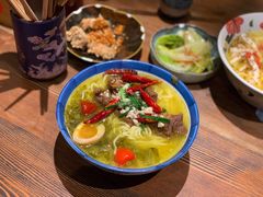 成都老坛酸菜牛腩面-千金一碗·宝岛一村(韩国街店)