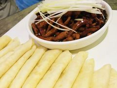 京酱肉丝-巴特餐饮6加1音乐餐吧·新疆菜