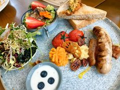 -Mark&Mars Restaurant