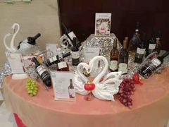 -锦龙国际酒店(天津奥体中心华苑地铁站店)