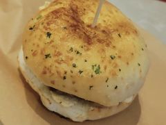 -必胜客(尹山湖歌林公园店)