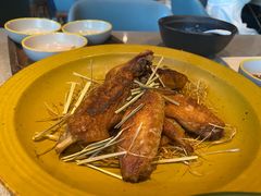 香茅草烤鸡翅中-半山腰·云南菜(侨福芳草地店)