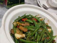 -小菜园新徽菜(宜兴八佰伴店)
