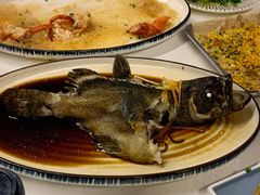 清蒸石斑鱼-琼大师东方烤乳猪(亚特兰蒂斯店)