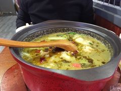 -周鱼小馆石锅酸菜鱼(活力汇店)