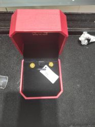 -周大福CHOW TAI FOOK(宝山苏宁易购店)